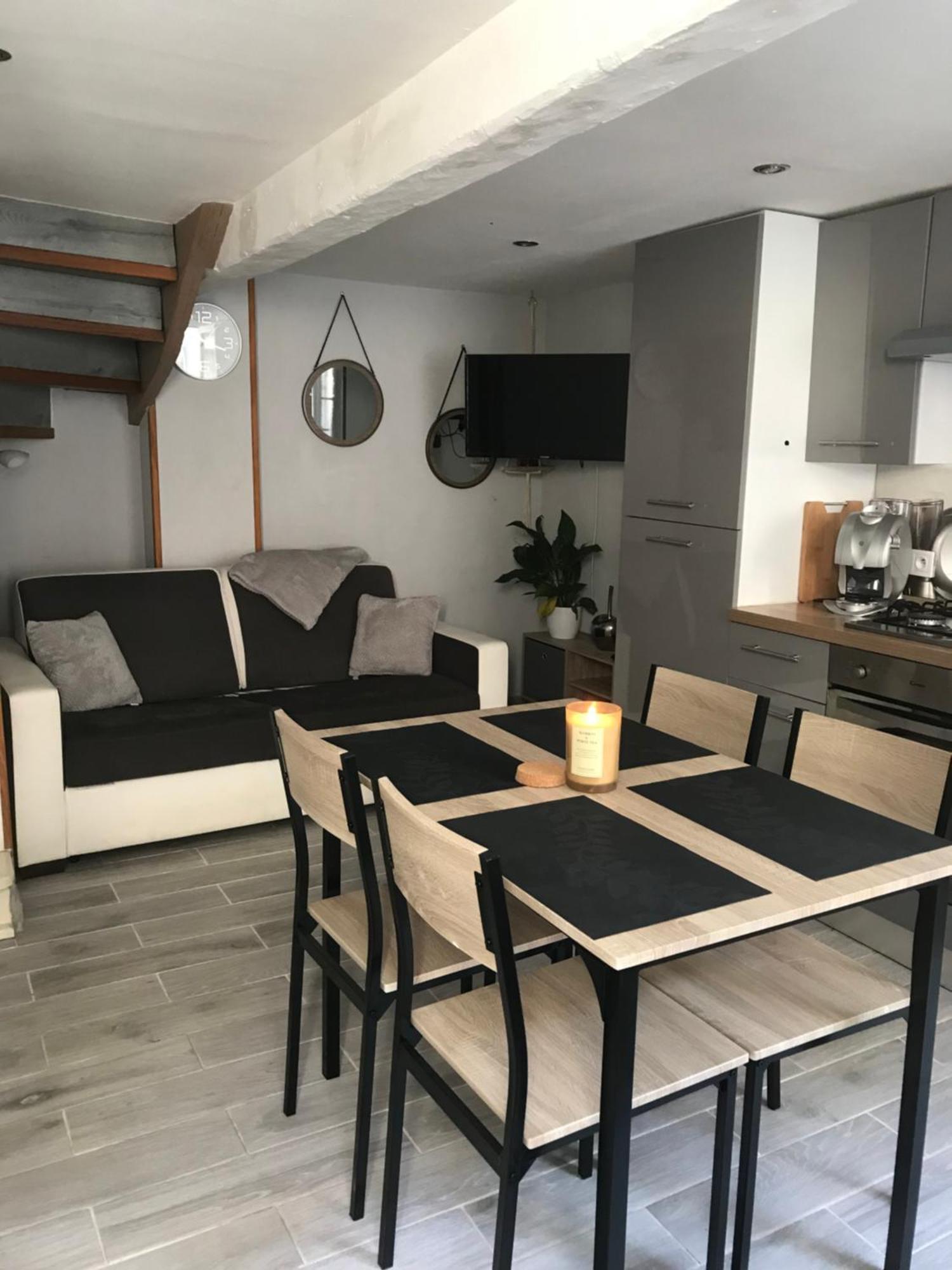 Petite Maison Chaleureuse ريشيليو المظهر الخارجي الصورة