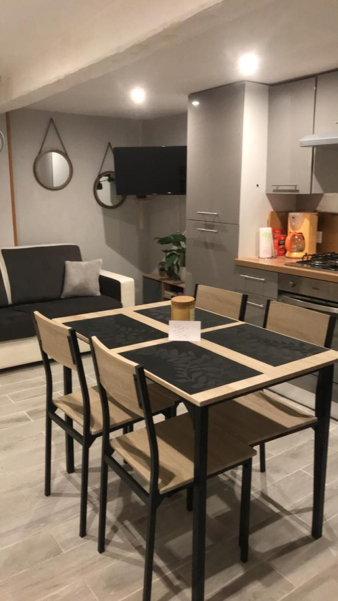 Petite Maison Chaleureuse ريشيليو المظهر الخارجي الصورة